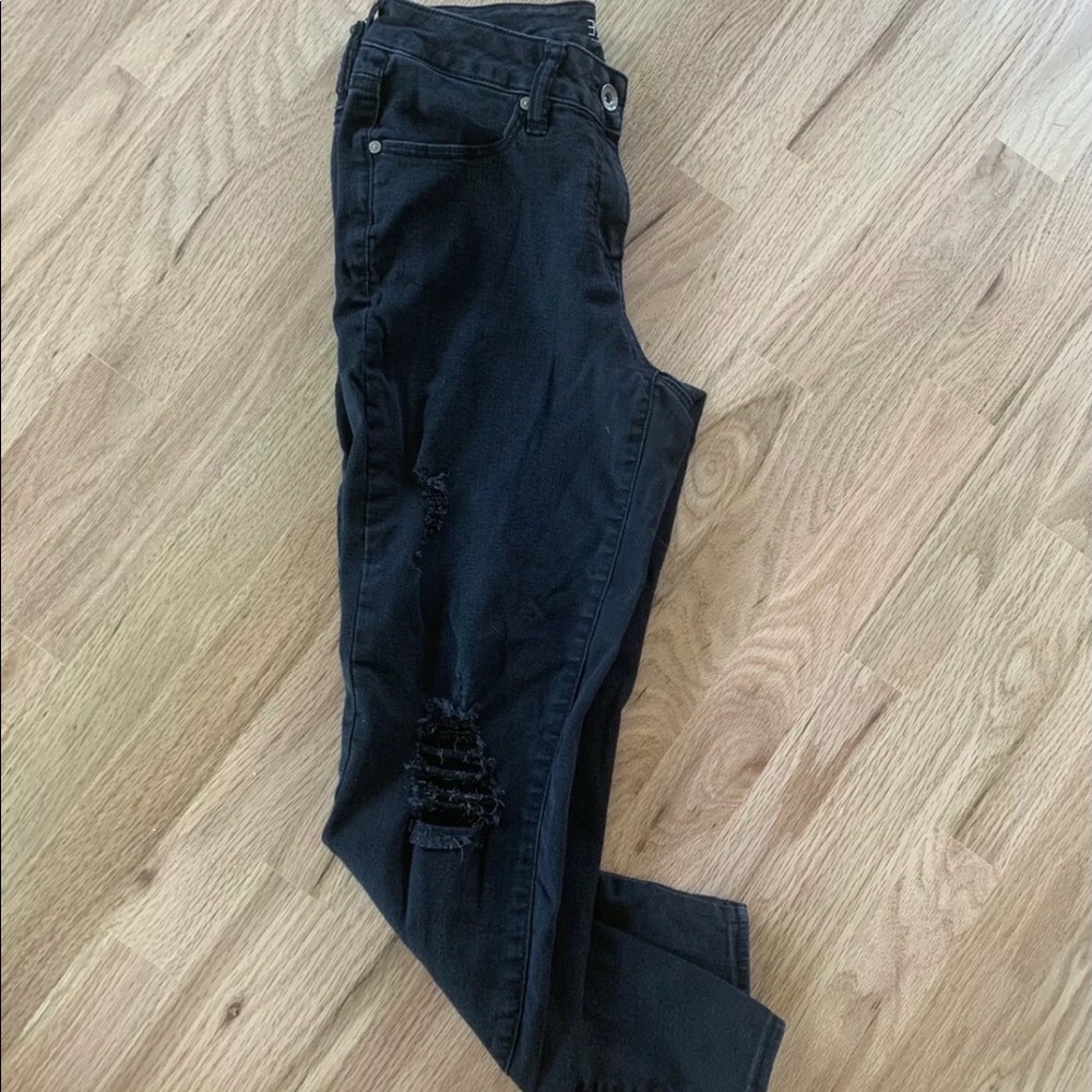 Empyre Skinny Distressed Jean 5